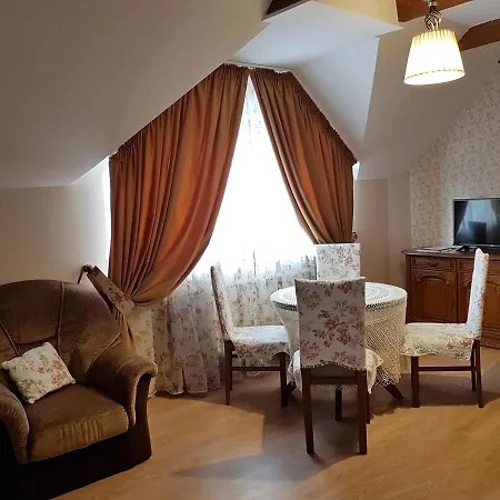 Zelena 4* Turichki